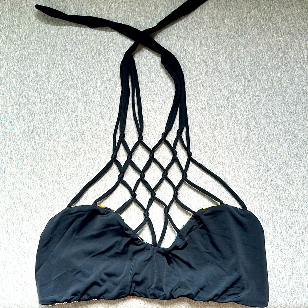 San Lorenzo Reversible braided halter top